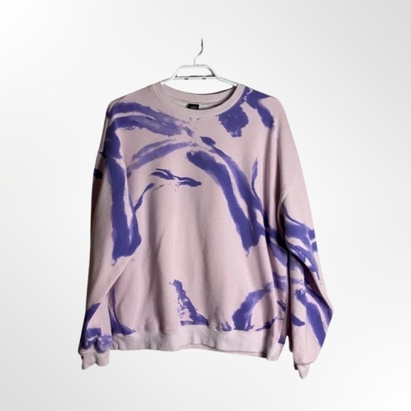 wild fable Sweaters - NWT Wild Fable Oversized Women's/Unisex Lilac
Marble Crewneck Sweatshirt Size M